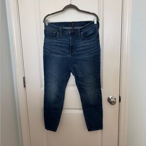 J. Crew Women’s 9” High-Rise Skinny Jeans Medium Dark Wash Size 31 Petitie